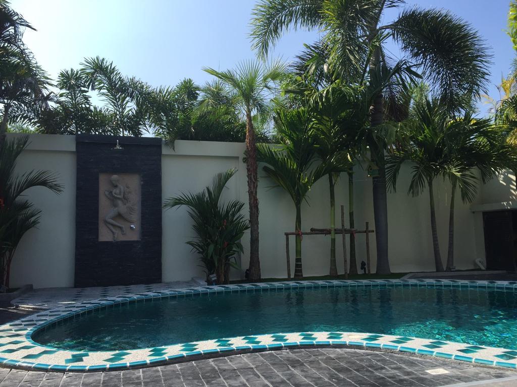 Majestic Residence Pool Villa Pattaya Exterior photo